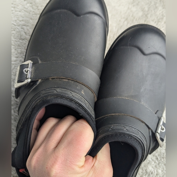 HUNTER Waterproof Women Clog Size 9 Us Color Black Perfect For Spring - Picture 13 of 13
